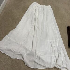 Hollister Classic Tiered White Maxi Skirt